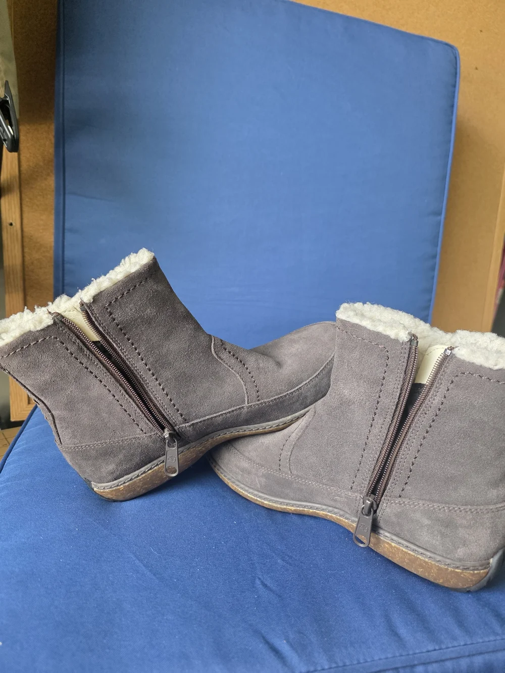 Timberland Suede Shearling Ankle Boots Women’s 7 Gray Fleece Lined